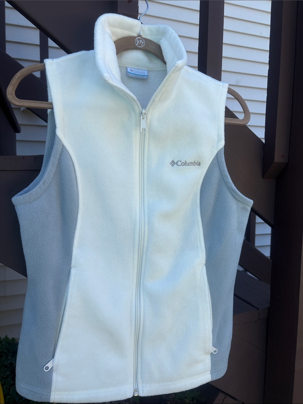 Columbia Women's M Ivory and Gray Fleece Vest